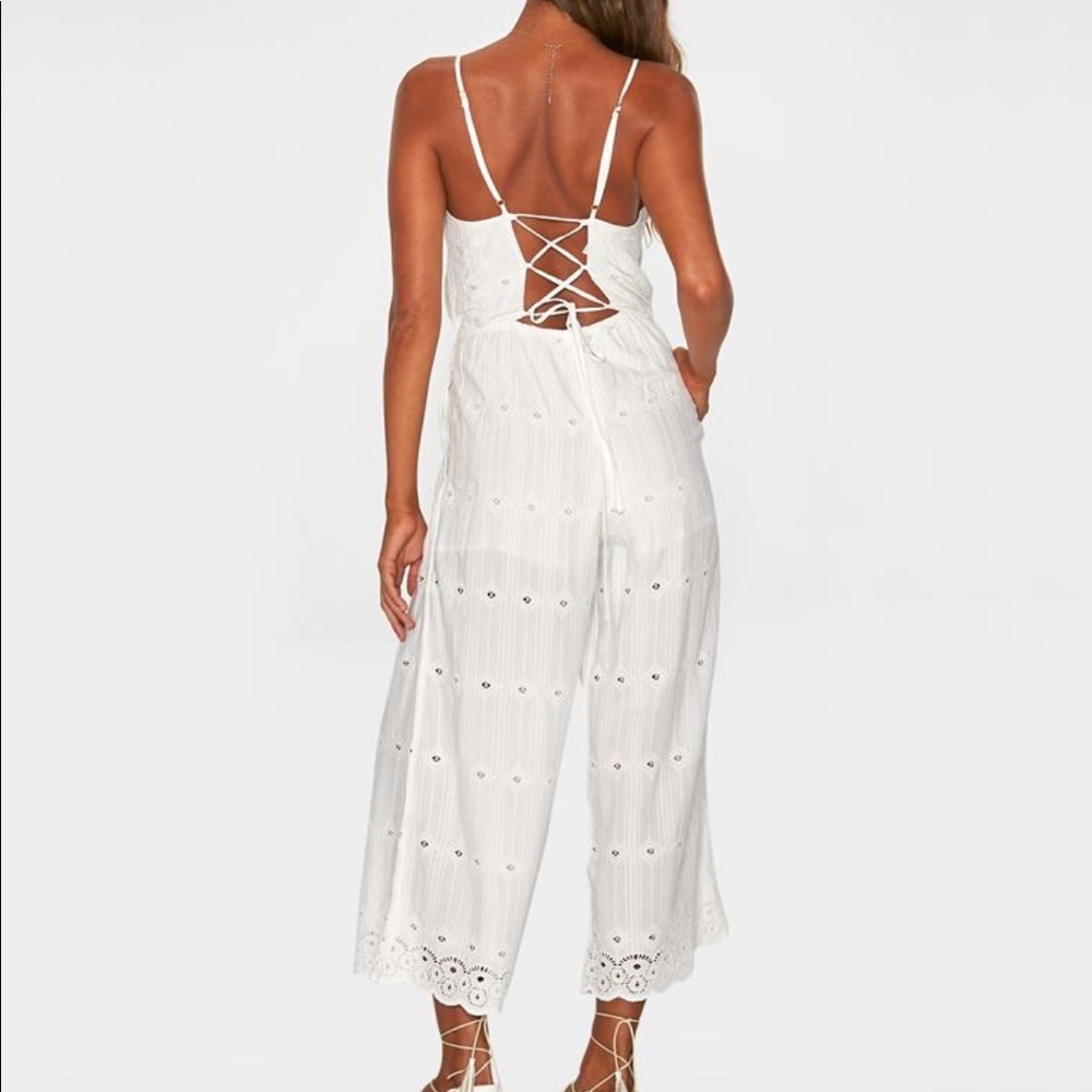 NWT l*space Ciara Ivory Eyelet Jumper - Picture 2 of 7